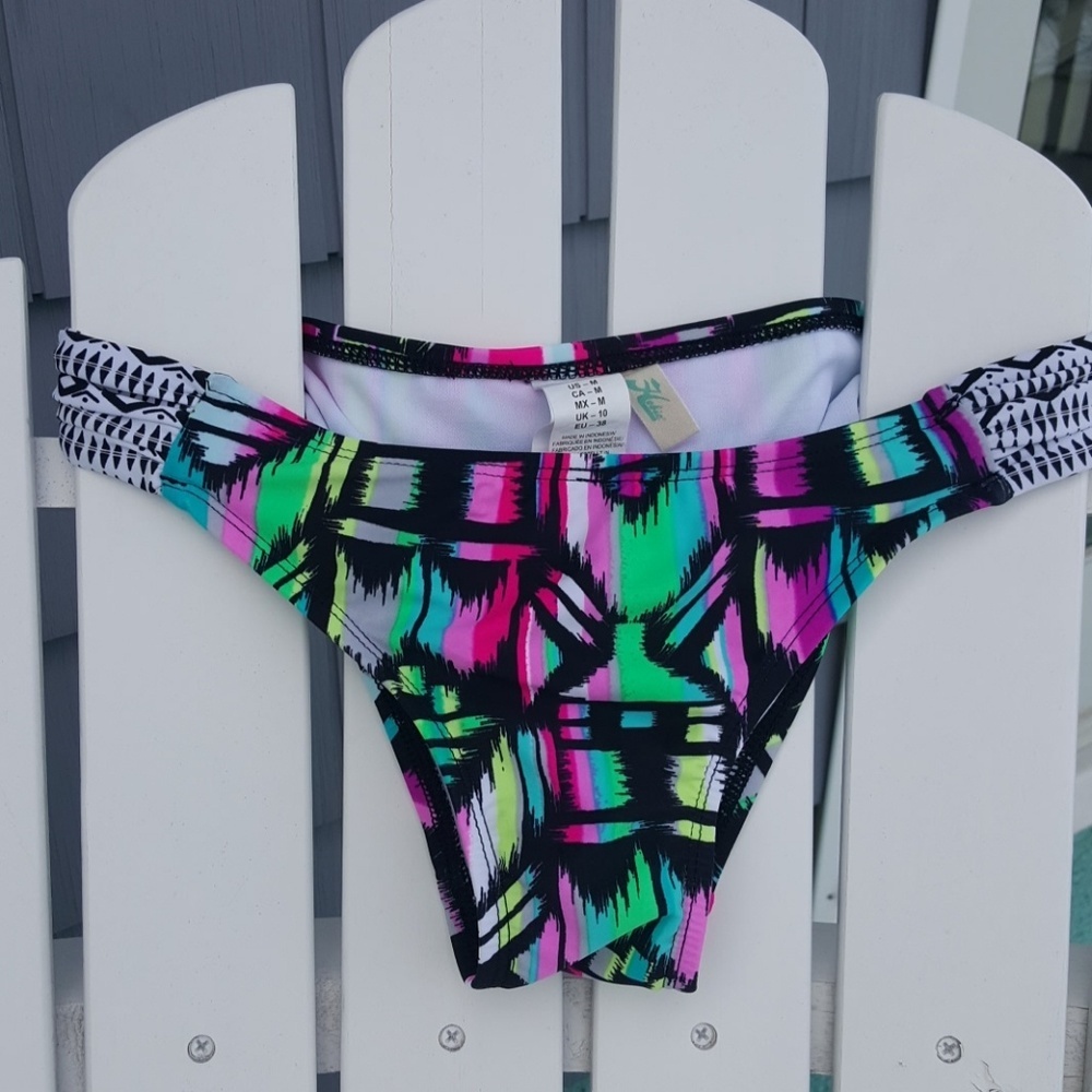 Hobie Bikini Bottom - Picture 1 of 3